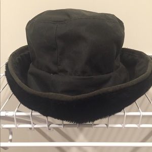Pakemancatto & Carter tailors waxed woman's hat